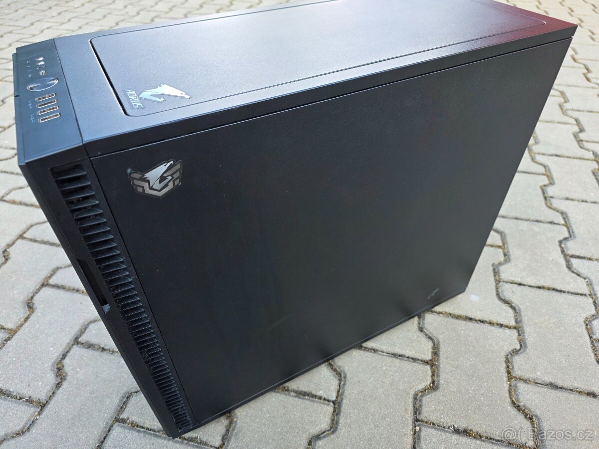 Fractal Design Define R6 USB-C - 5