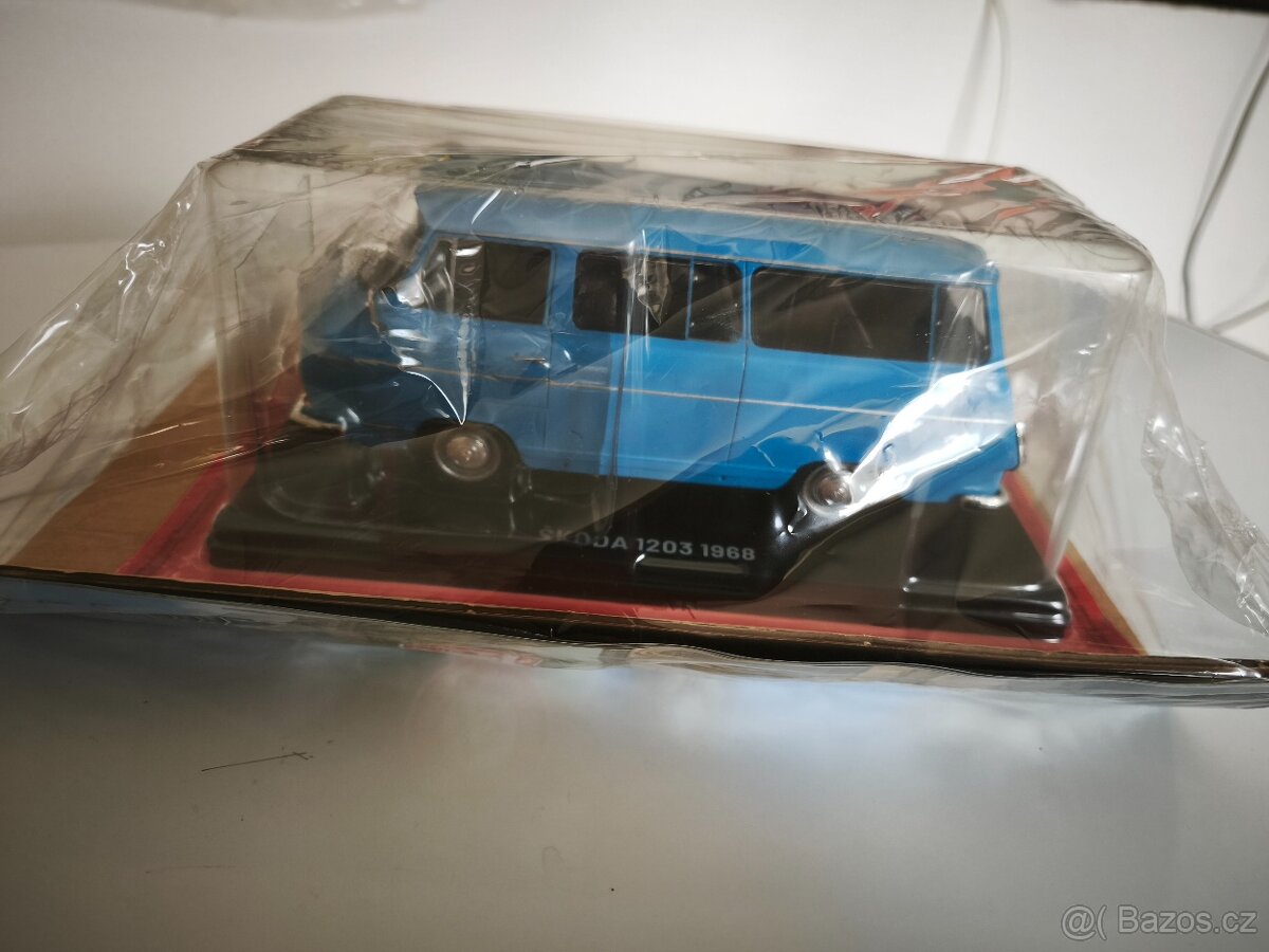 Hachette 1:24 Škoda 1203 - 1968 - 5