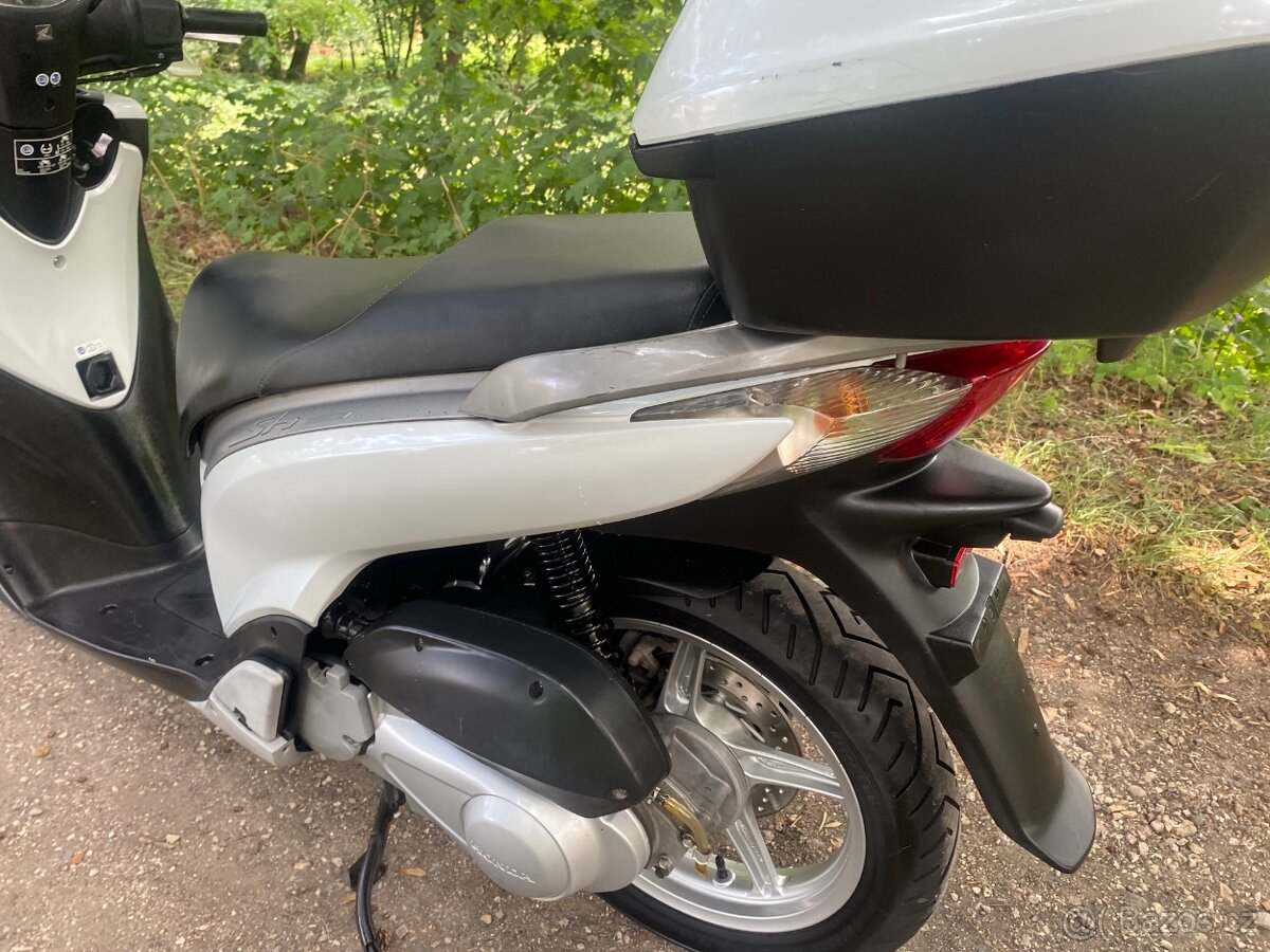 Honda SH (2013) - 5