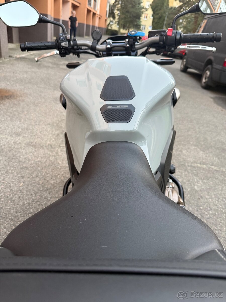 Honda CB 650r - 5