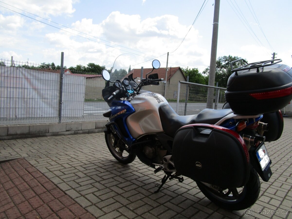 Honda XL 1000 V Varadero rok 2000 60000kč
