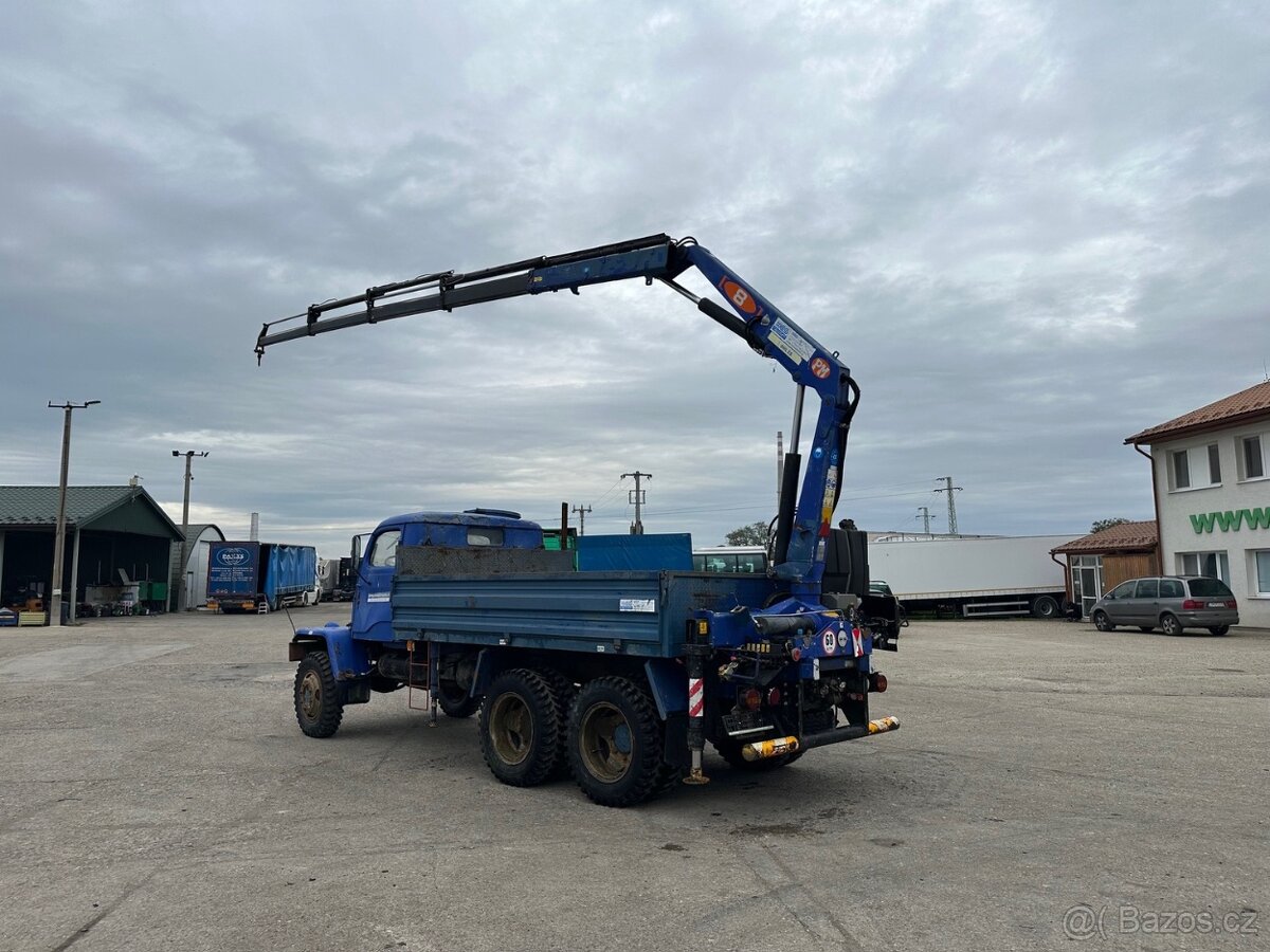 PRAGA V3S 6X6 1994 VIN 446 - 5