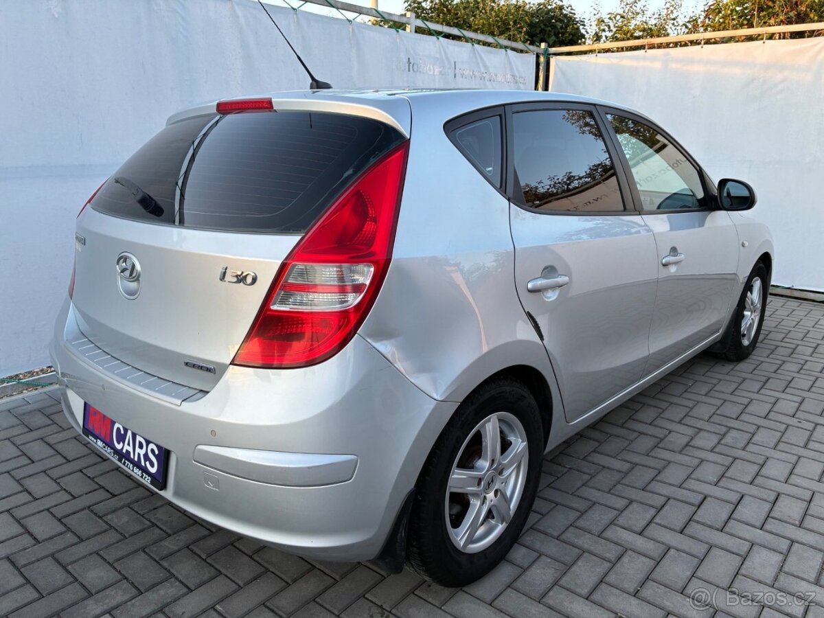 Hyundai i30, 1,6CRDi 85kW 2.maj. STK 09/2027 - 5