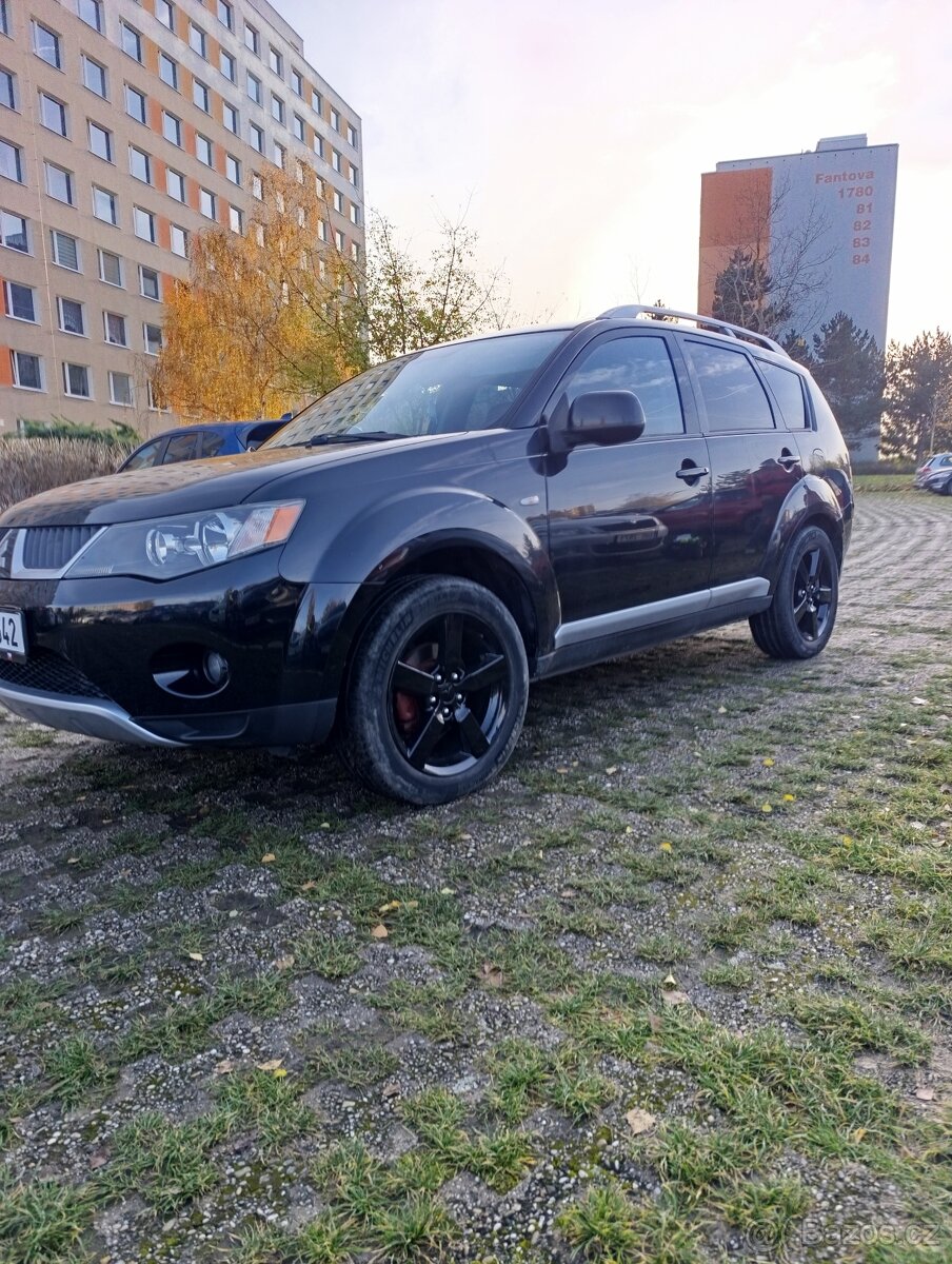 Prodám Mitsubishi Outlander 2.0 103 kw - 5
