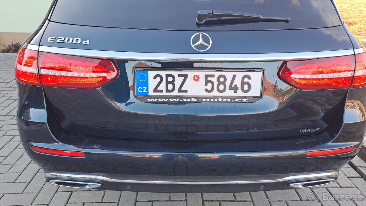Mercedes Benz E200d - 5