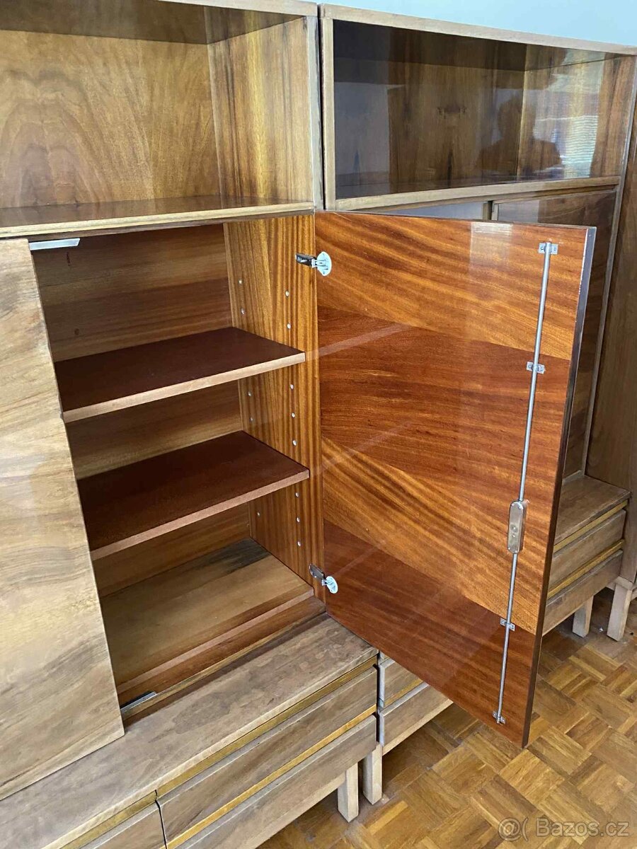 Starožitná obývací stěna, ořechová dýha + masiv - 5