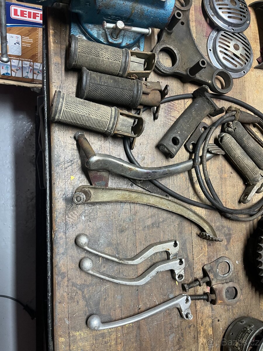 Díly na Jawa Panelka / Kývačka - 5