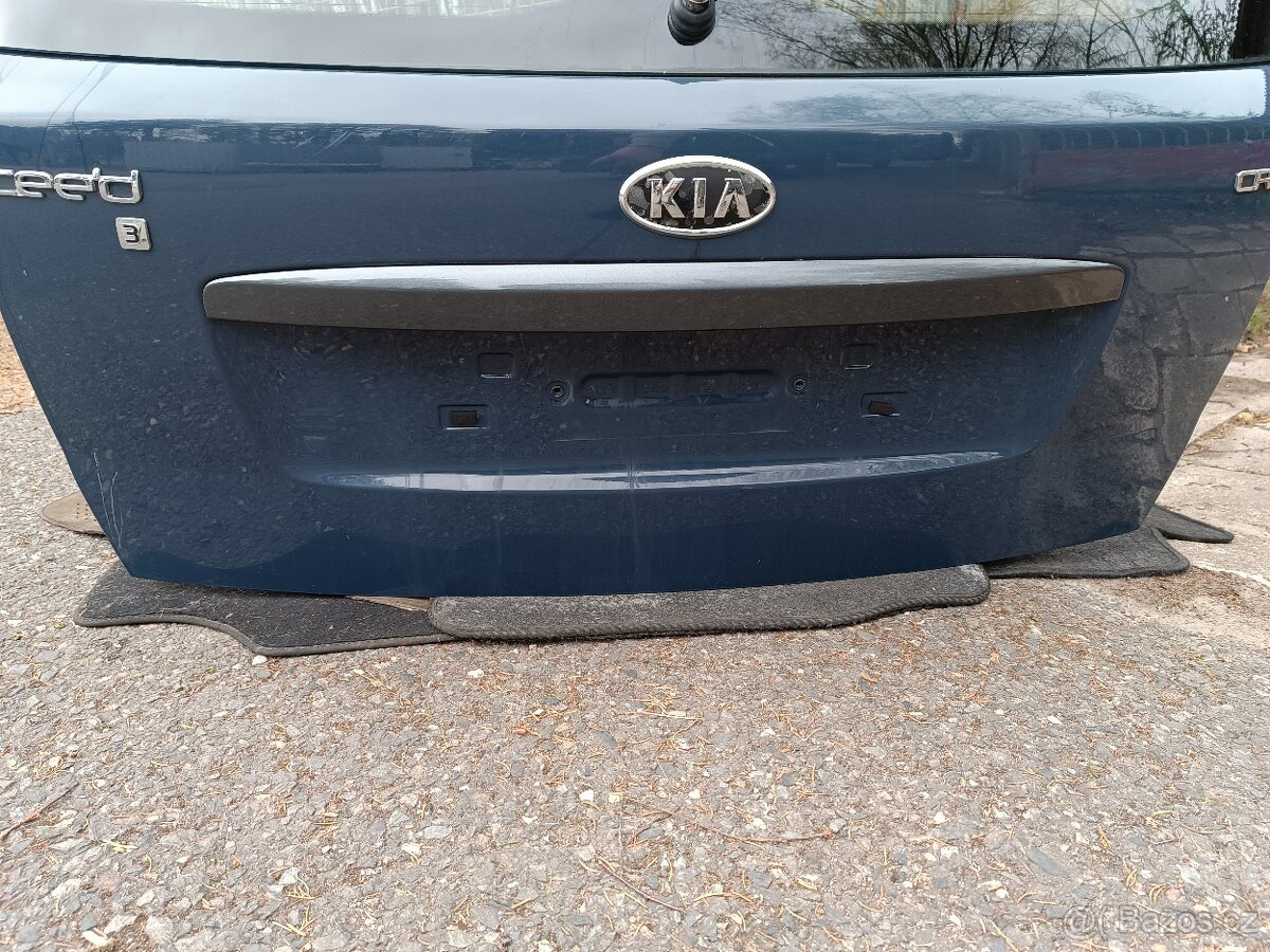 Kia Ceed combi facelift - víko kufru , páté dveře - 5