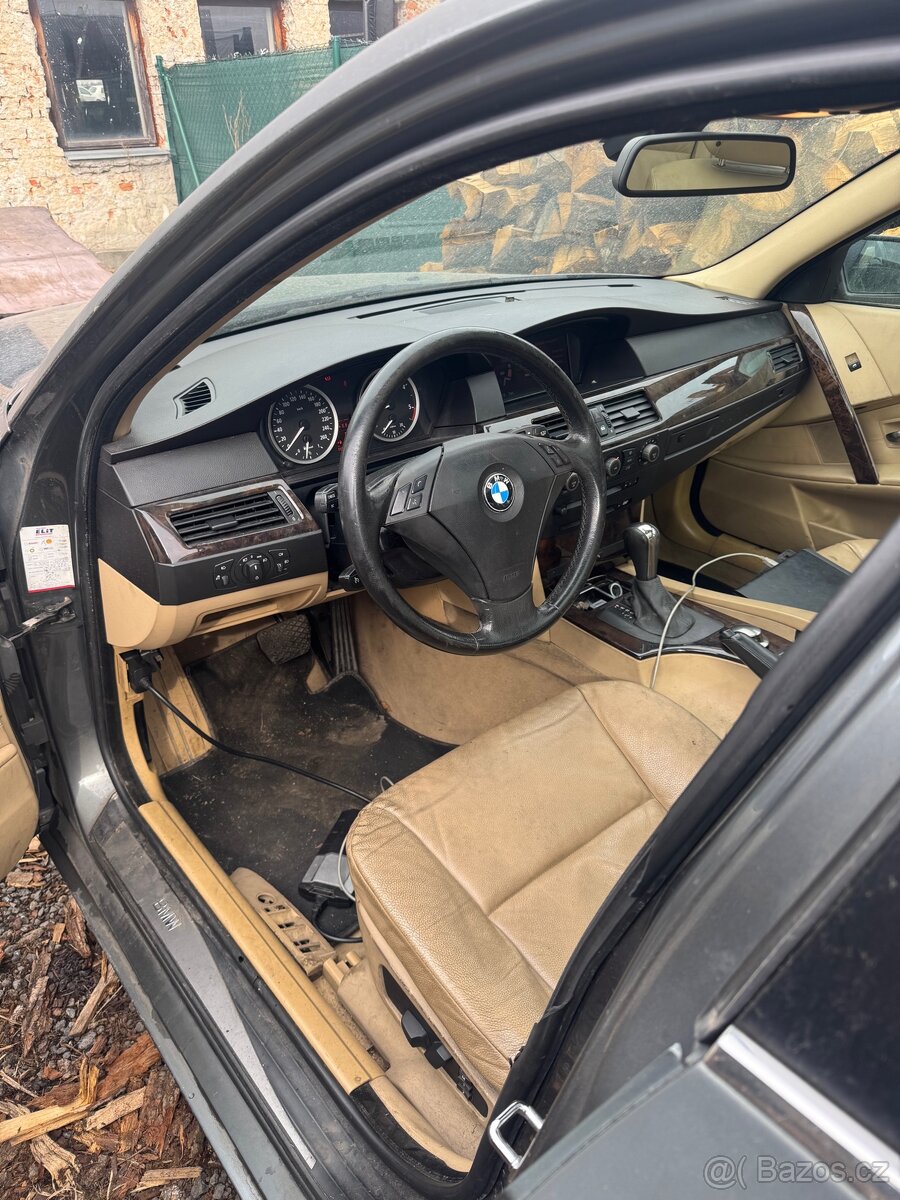 Prodám náhradní díly na bmw E61 - 5