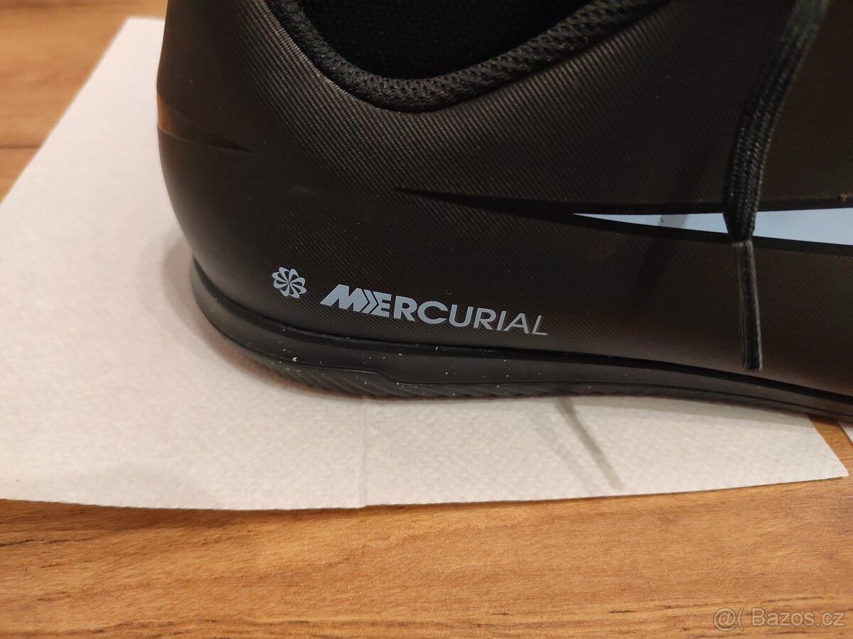 Nike kopačky, sálové. Nové. - 5