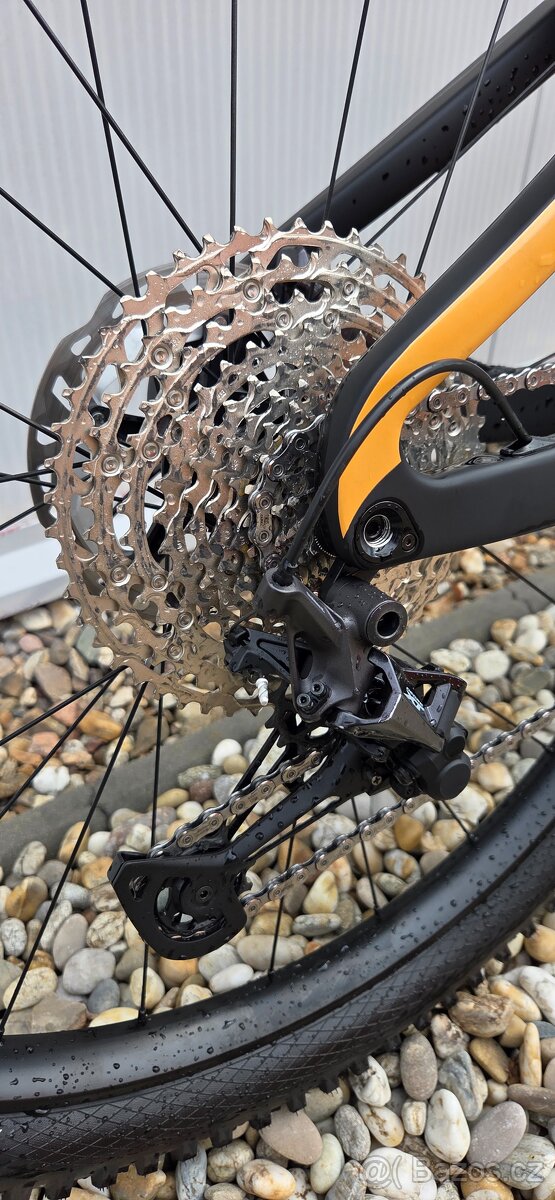 MTB & DH Full Carbon COMANCHE - 5
