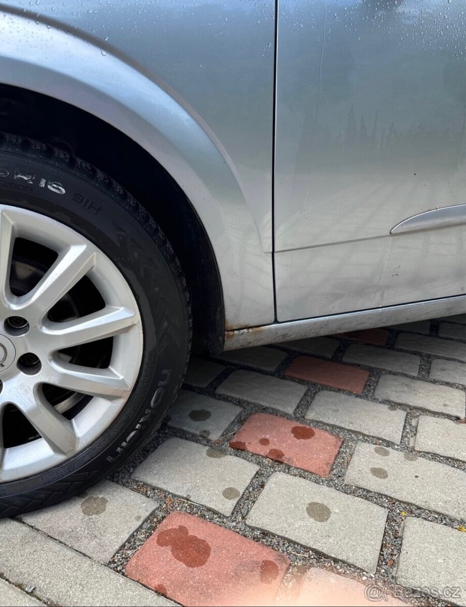 Opel astra h gtc 16v - 5
