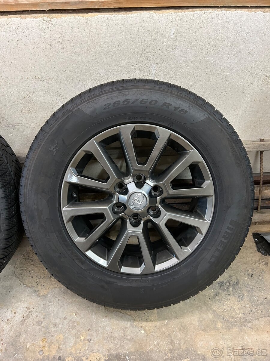 alu kola TOYOTA HILUX 6x139,7 R18 ET25+ZIMNÍ 265/60R18