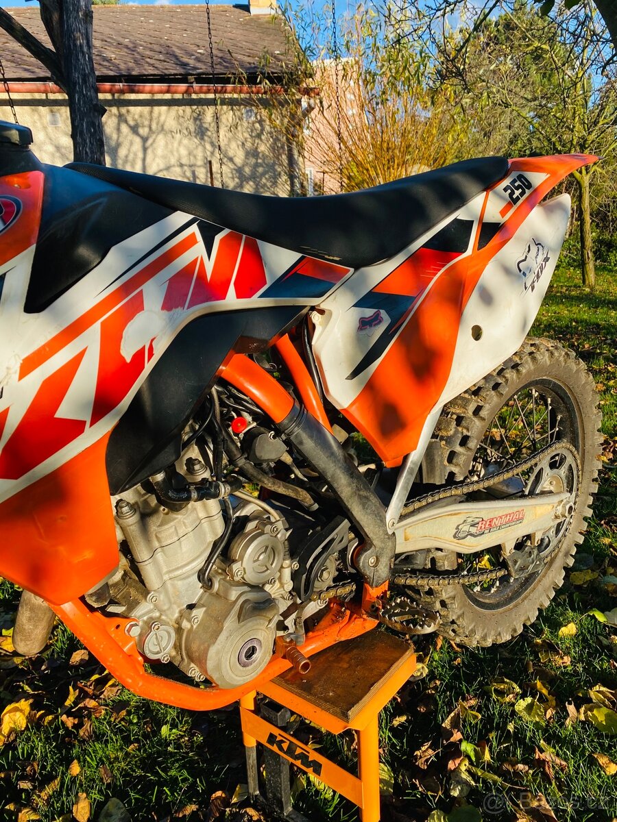 KTM SX-F 250 2015 4t