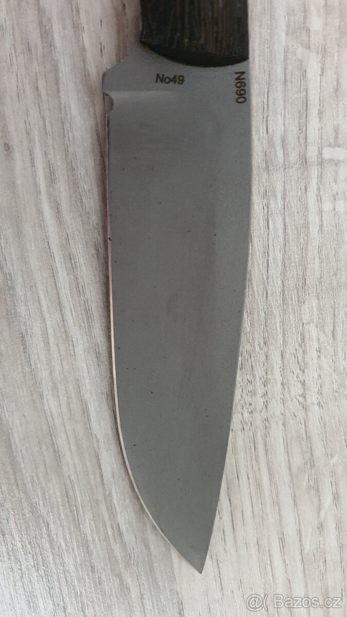 Nůž, Ivo hrbek - 5