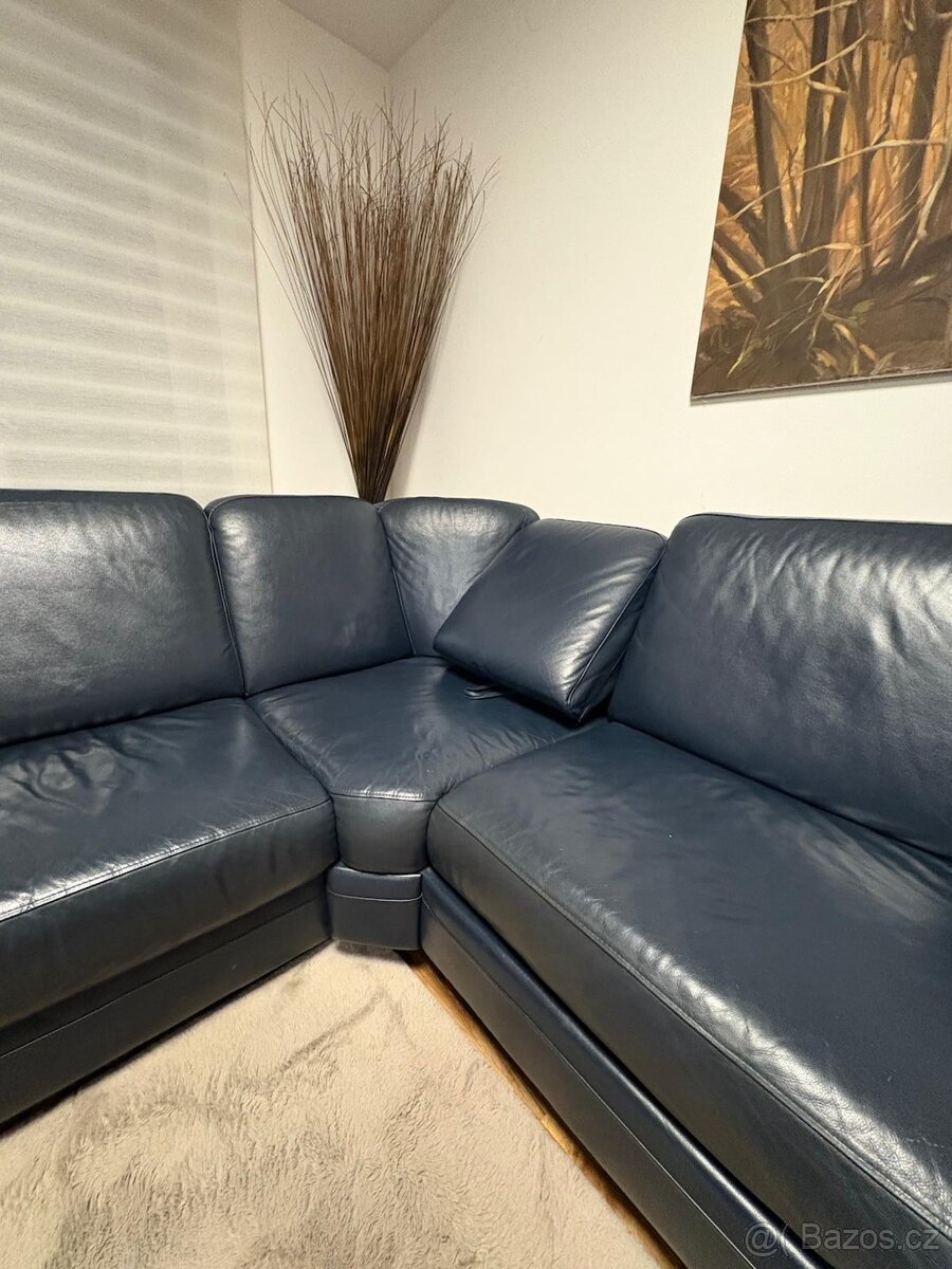 Kožená rozkládací sedačka - 5