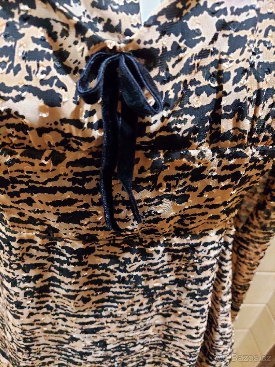 ZARA. Jarní šaty s dlouhým rukávem. - 5