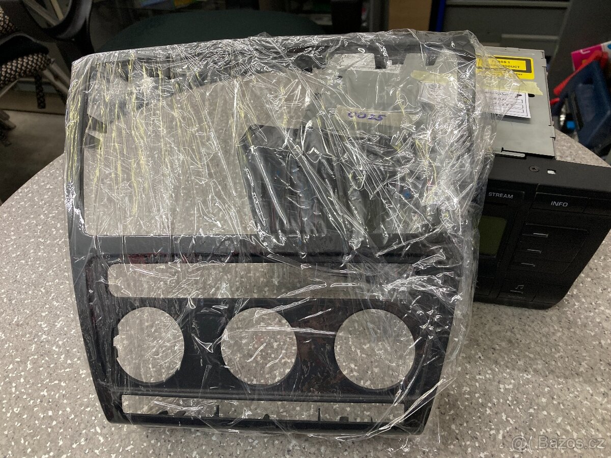 Autorádio Škoda Stream - 5