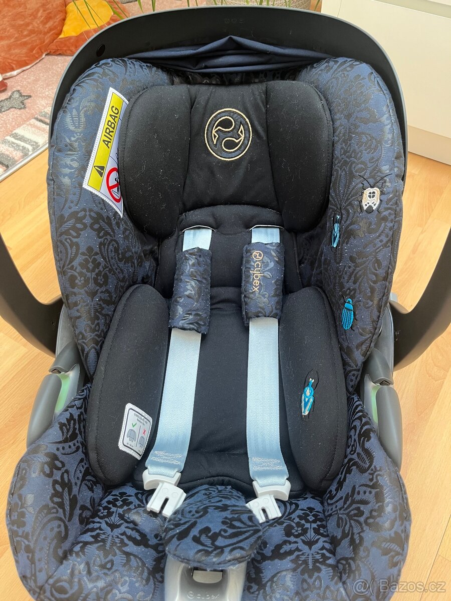 Prodám autosedačku Cybex s isofixem plus 2 vložky - 5