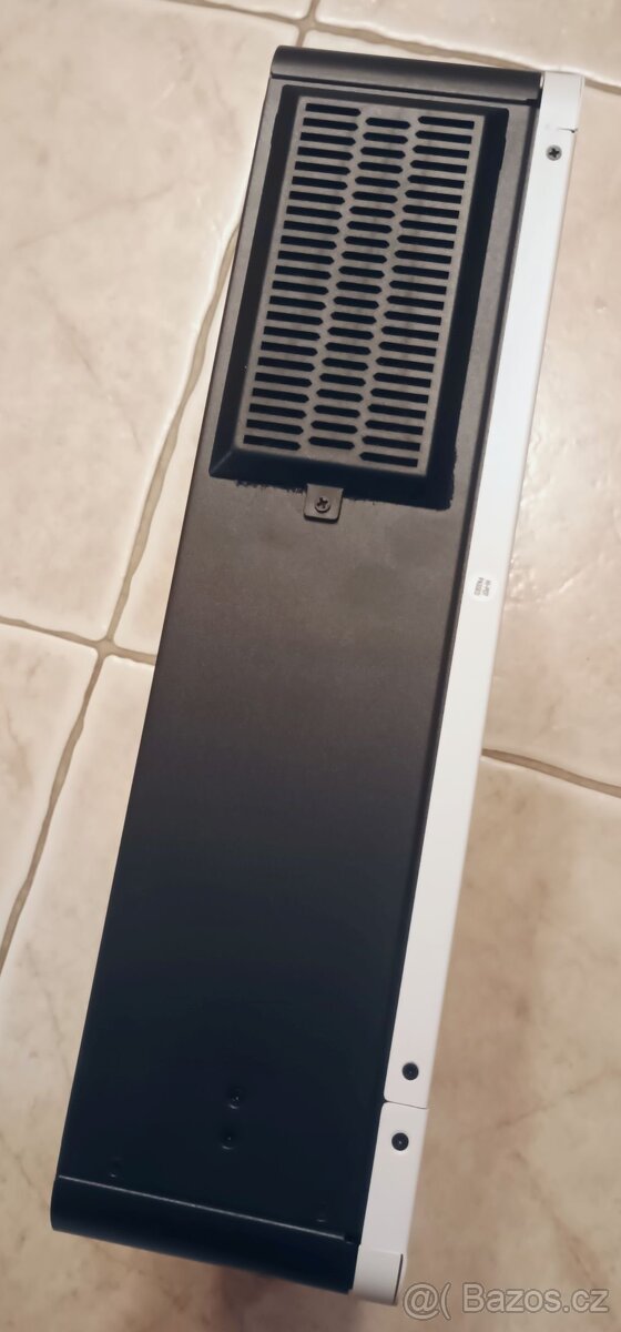 Prodám střídač ECGSolax 4200W 24V - 5