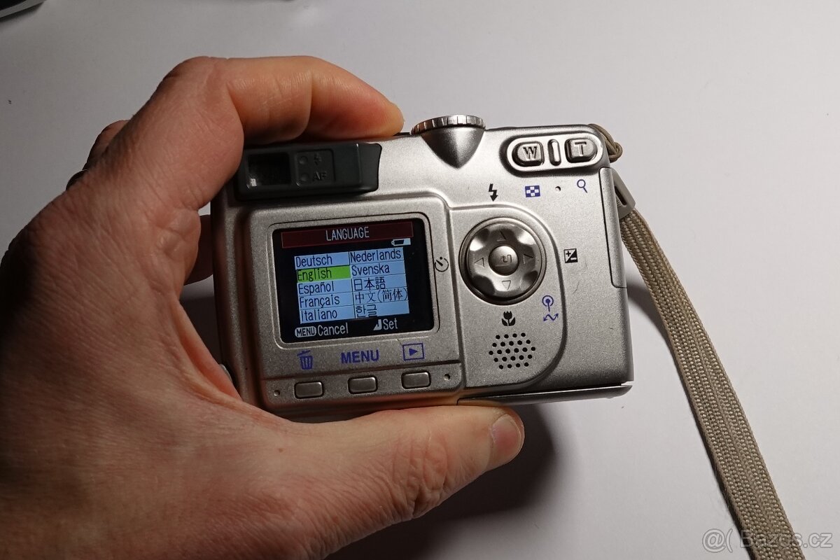 NIKON Coolpix 5200 - 5