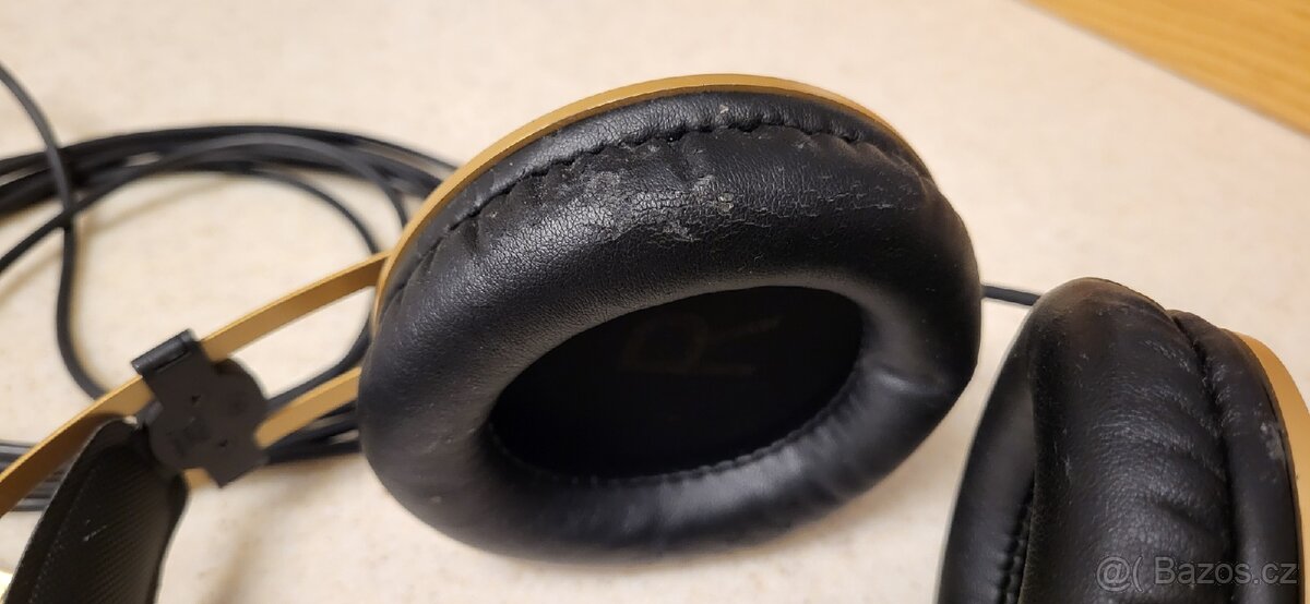 Sluchátka AKG K92 - 5