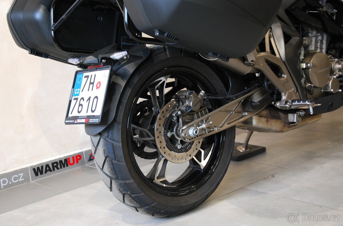 Zontes 310 T - krásný stav, 2500 km, serviska