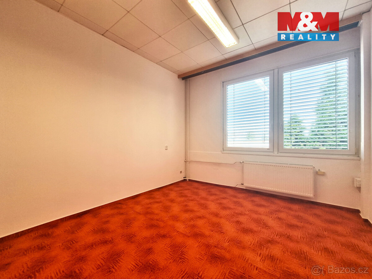 Pronájem kanceláře 18 m², Hodonín, ul. Velkomoravská - 5