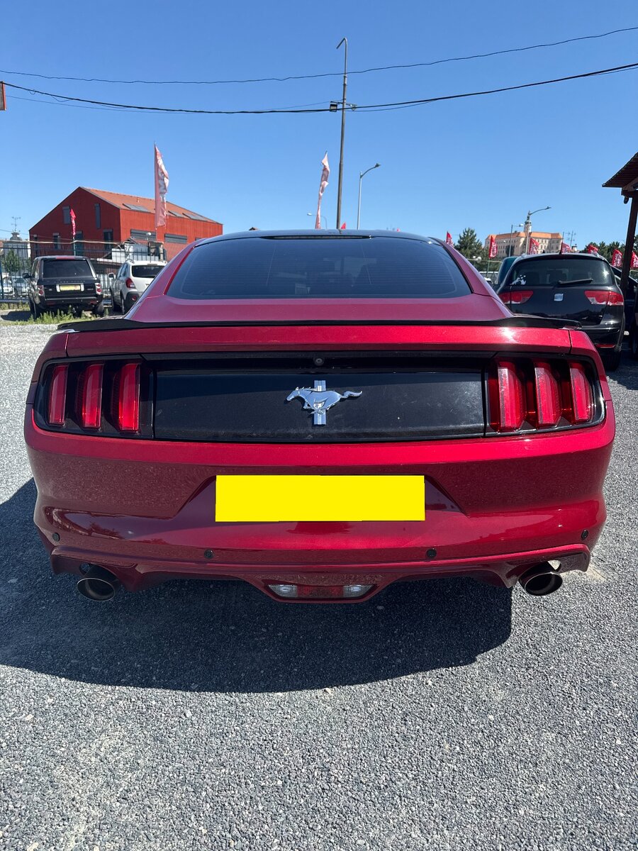 Ford Mustang 3.7L V6 224 kW - 5