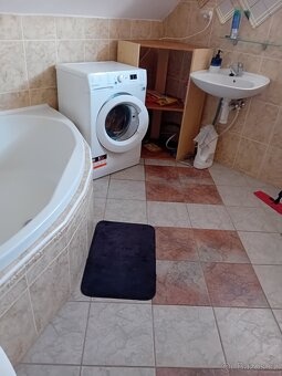 Podnájem podkrovního pokoje - 5