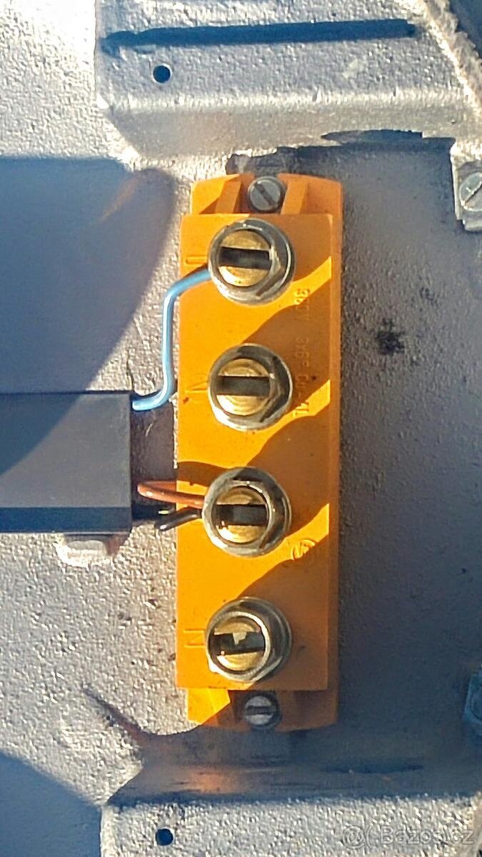 5 ks armádní světlo "ELEKTROSVIT" super stav - 5