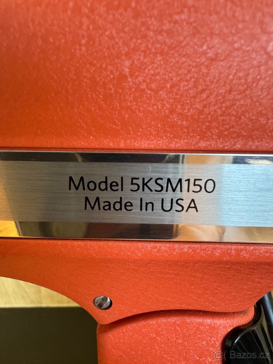 REZERVACE Kuchyňský robot KitchenAid Artisan + příslušenství - 5