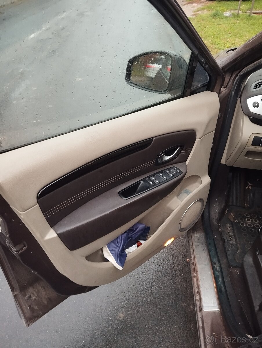 Renault Grand Scenic 3 - 5