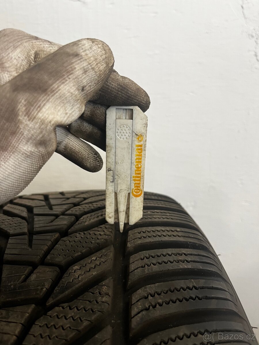 Hankook winter Evo3 285/45/21 - 5