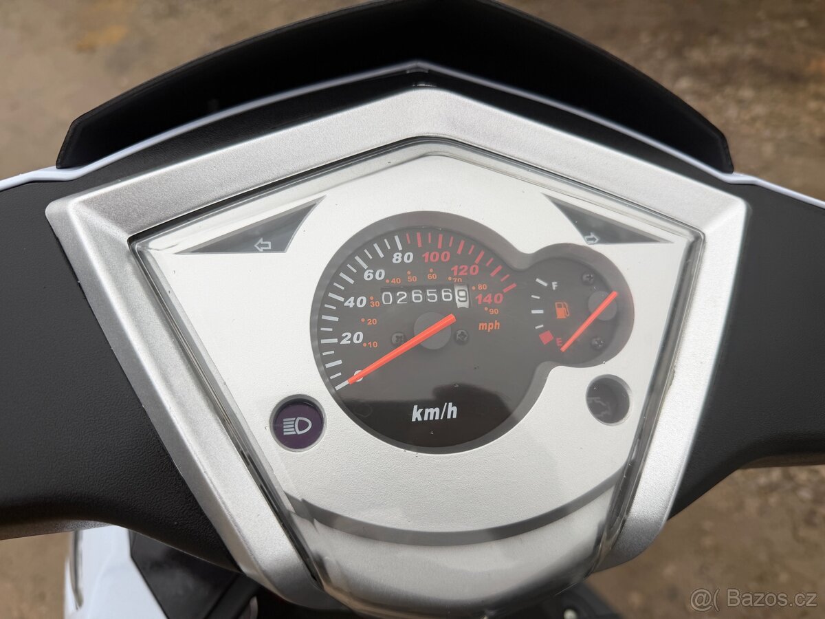 Maxon 125 zánovní - 5