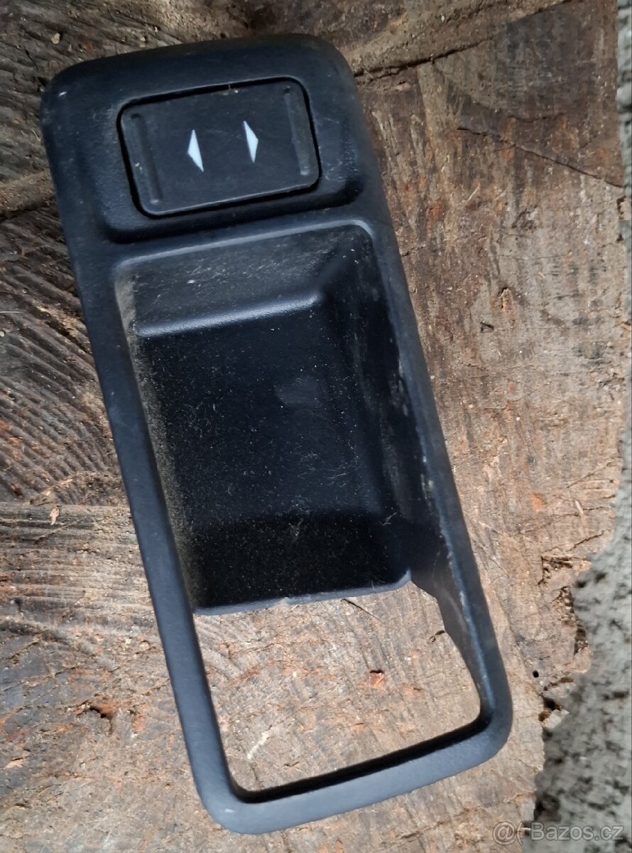 Výplň PP dveří Ford Focus - 5