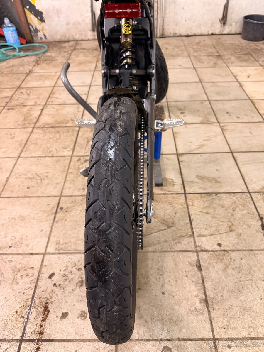 Surron light bee x - 5