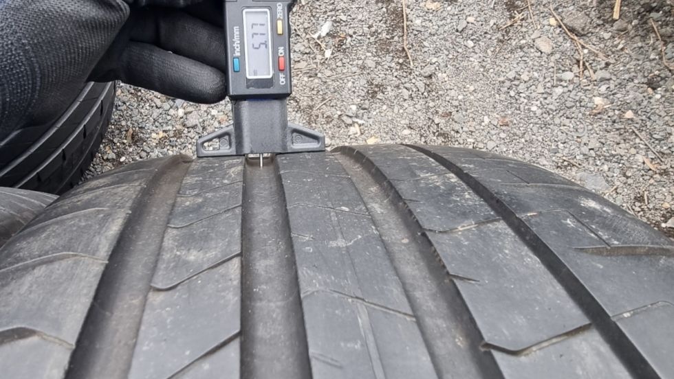 Letní pneu 255/45/19 Pirelli - 5