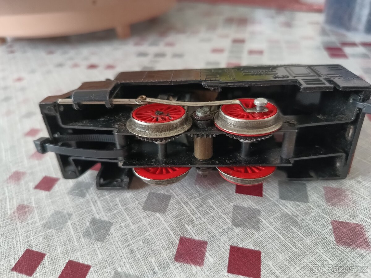 Velikost S, parní lokomotiva BR 80, Stadtilm - 5