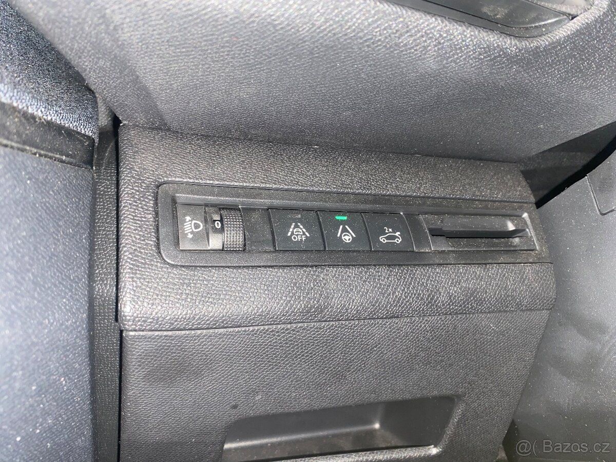 Peugeot 3008 1.5 HDI - 5