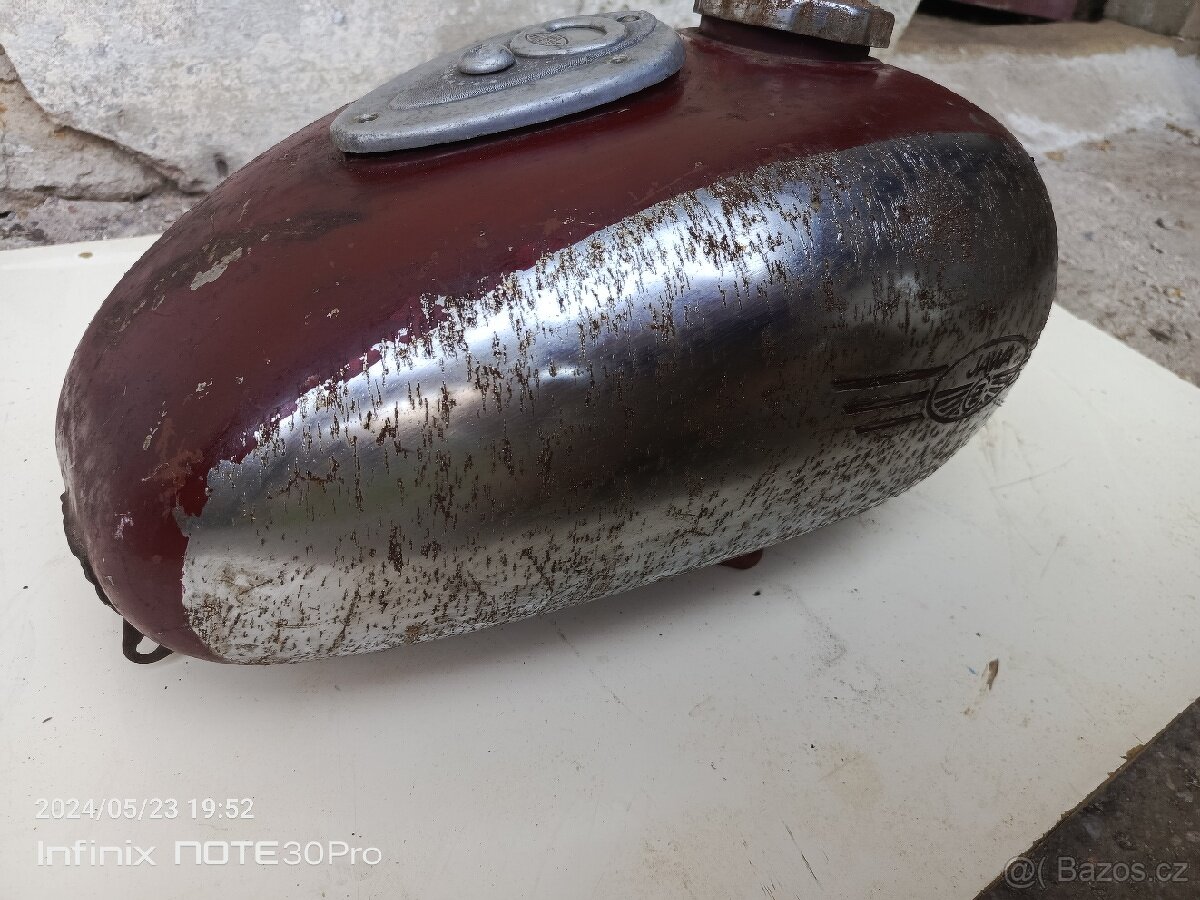 Nádrž jawa s ampérmetrem - 5