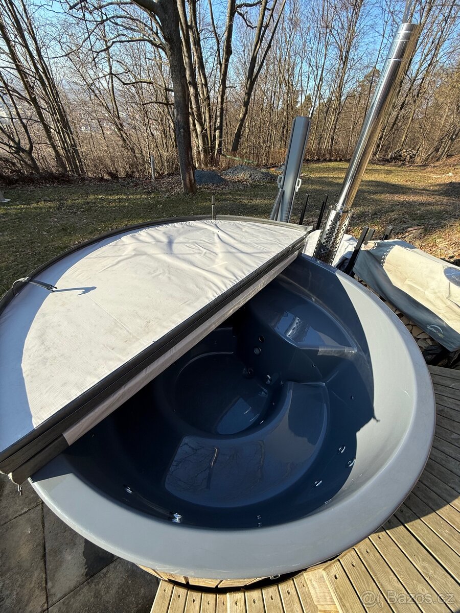 Horký sud DeLuxe s integrovanými kamny - 5