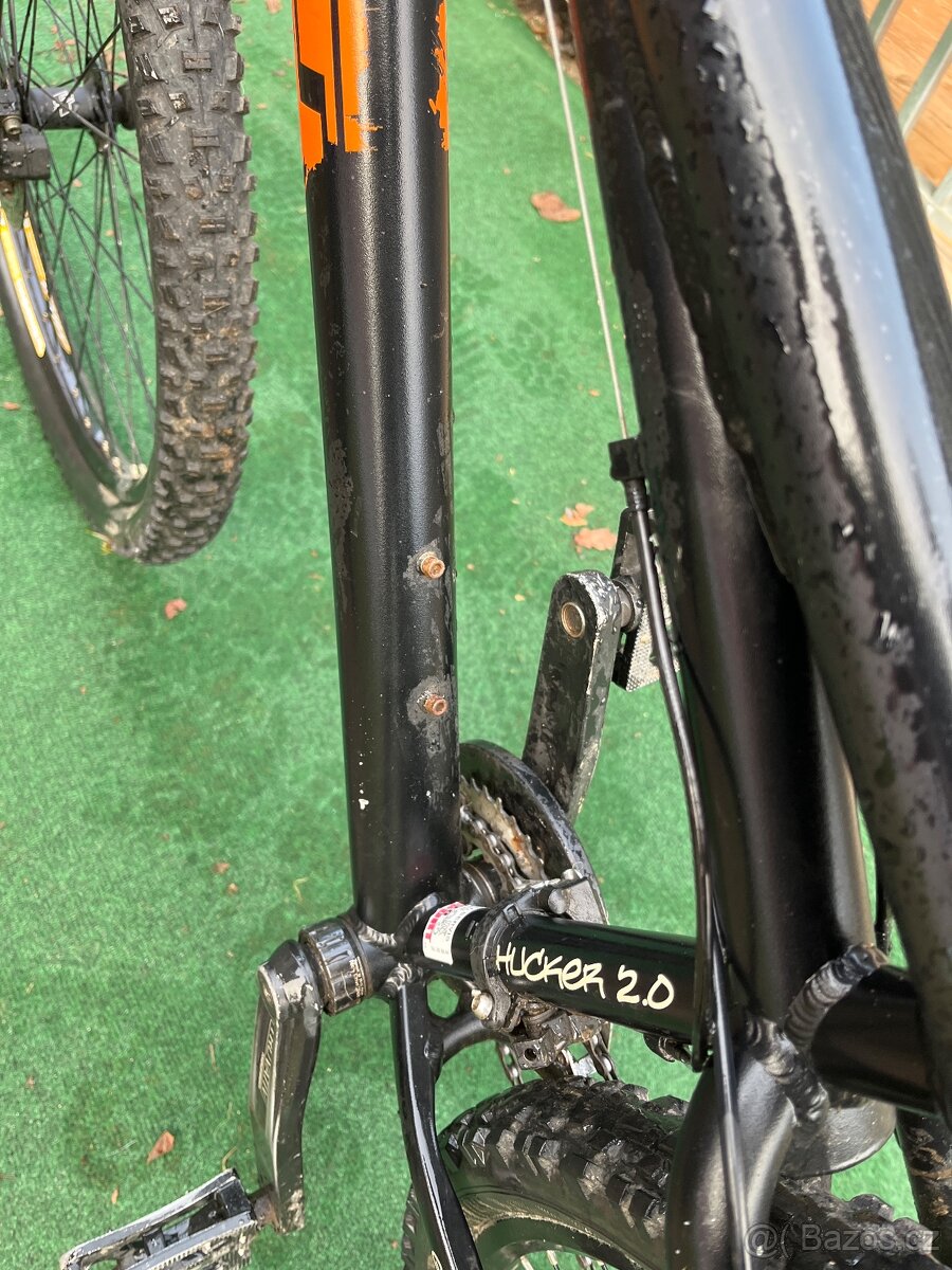 GT Hucker 2.0 Street kolo - 5