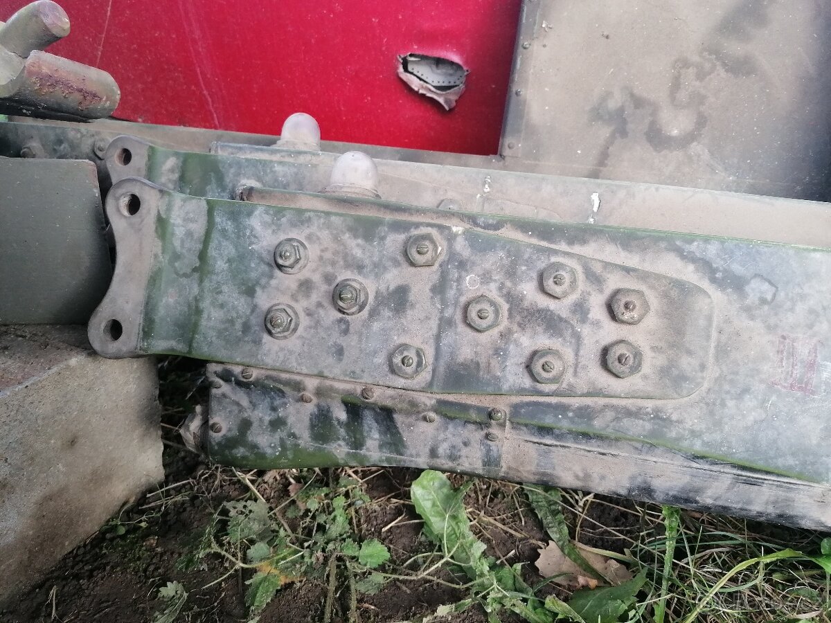 Listy vrtulník Mi-2 - 5