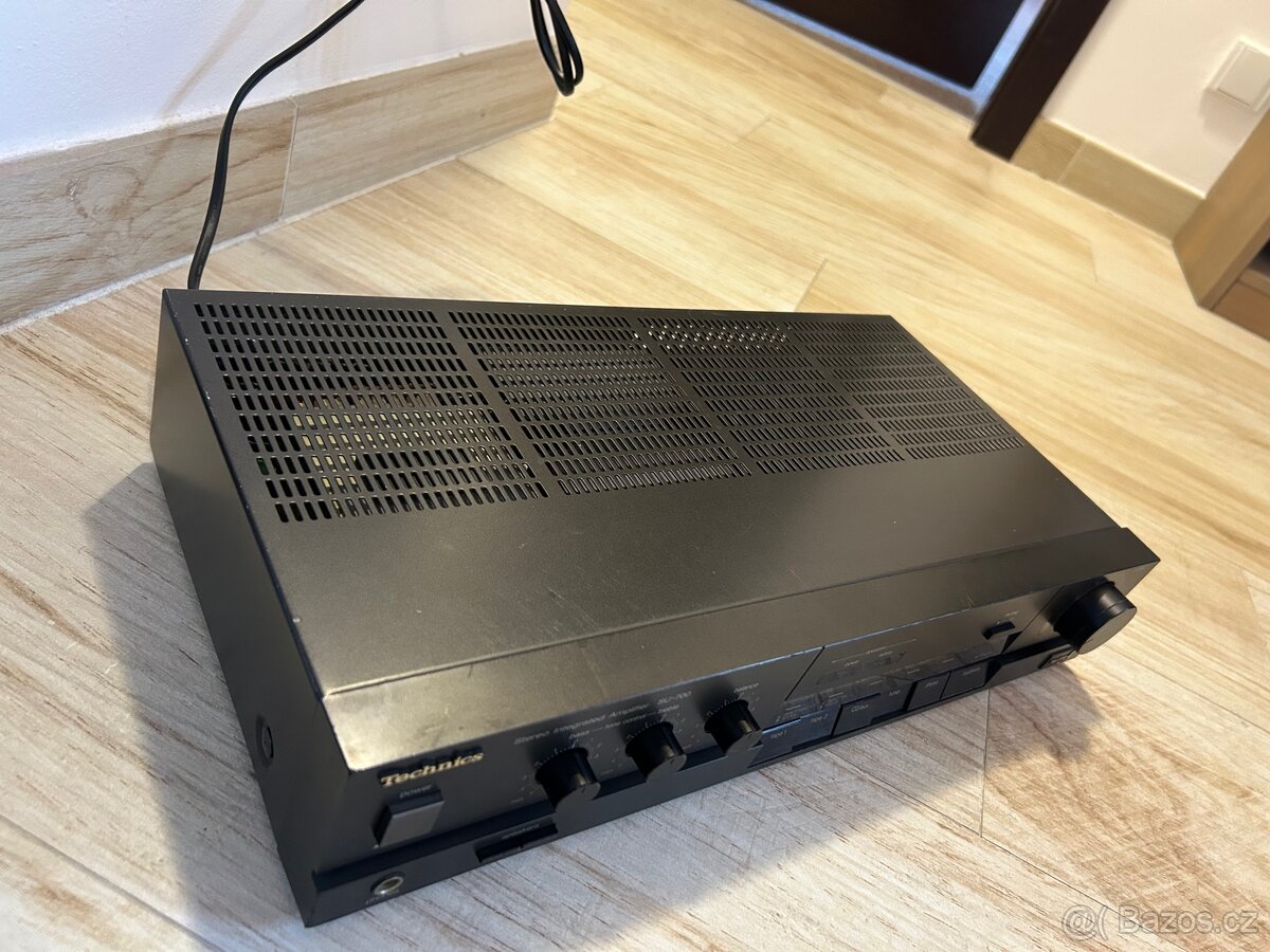 Zesilovač Technics SU-700 Stereo Integrated Amplifier - 5