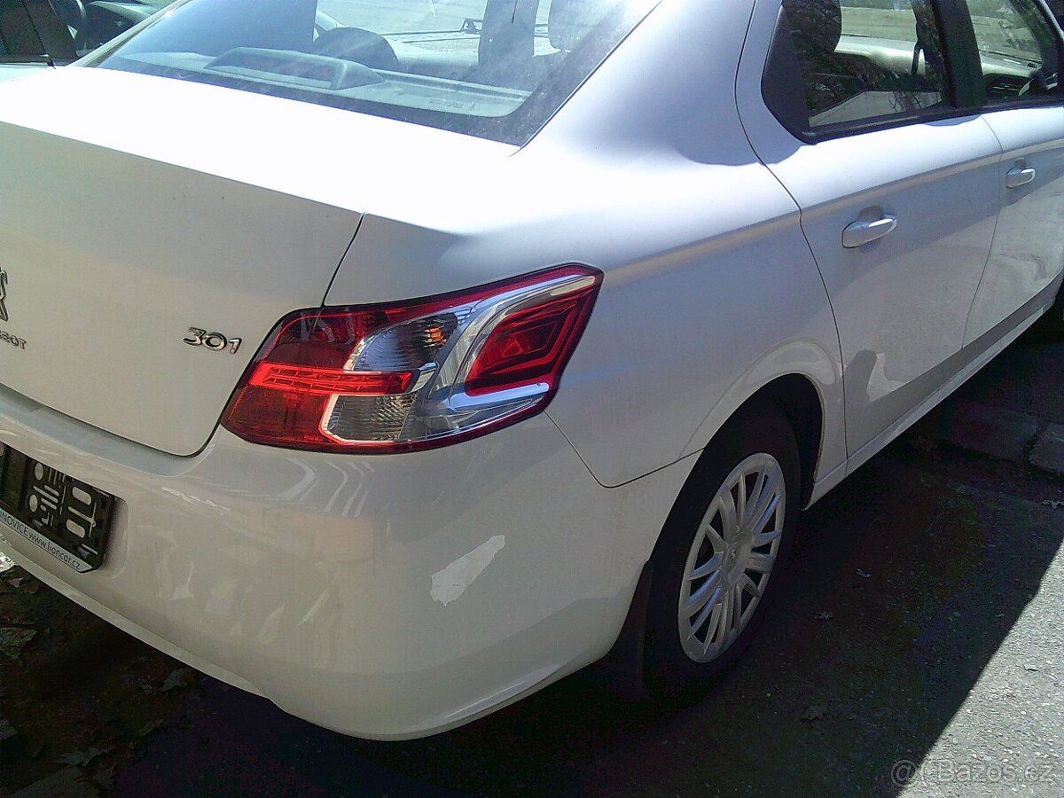 Peugeot 301 - 5