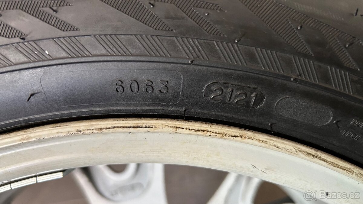 Sada disků Dezent + zimní pneu Nokian - 5