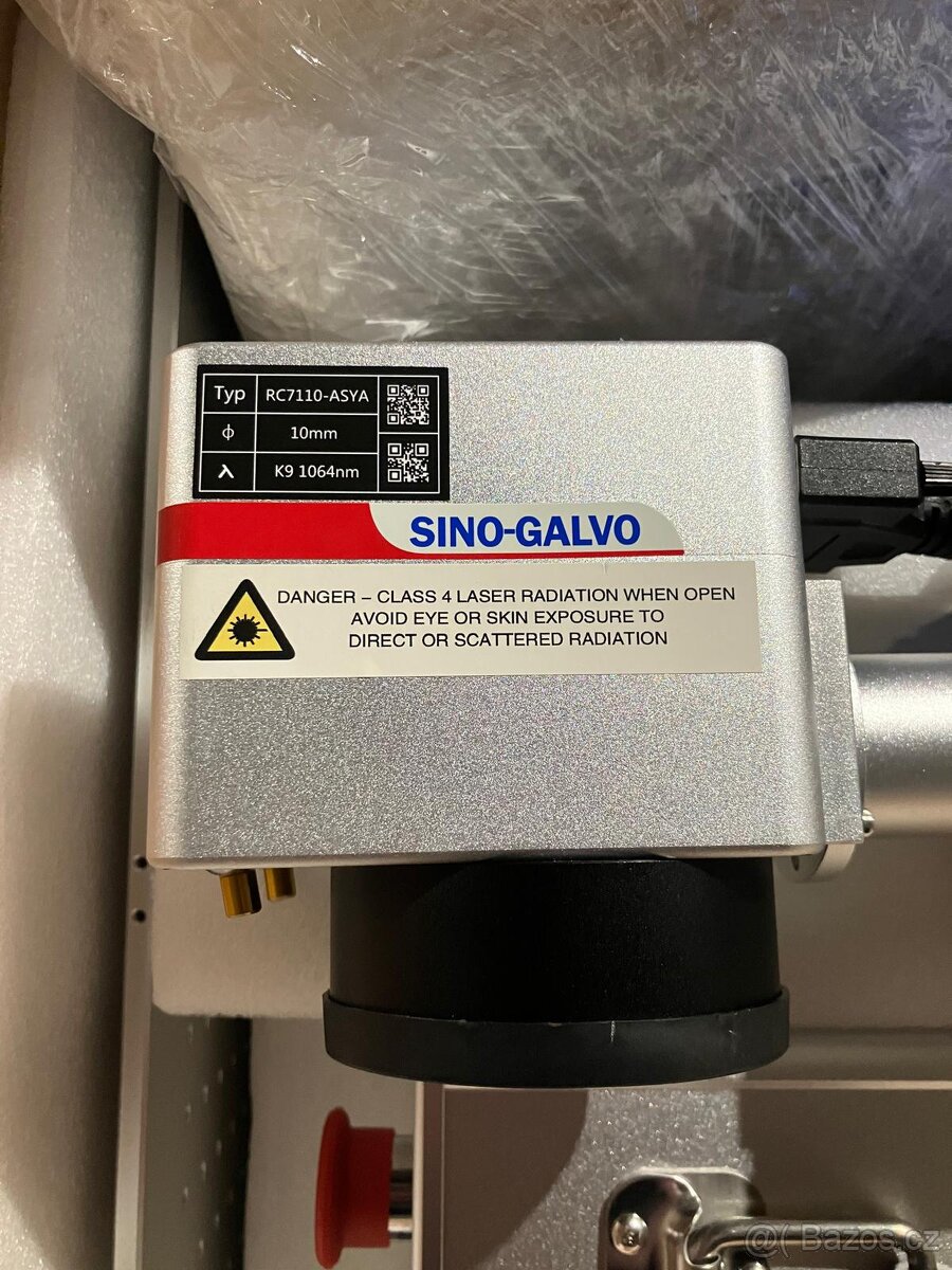 Fiber laser OMTech 30W 175x175 mm s ochranným boxem - 5