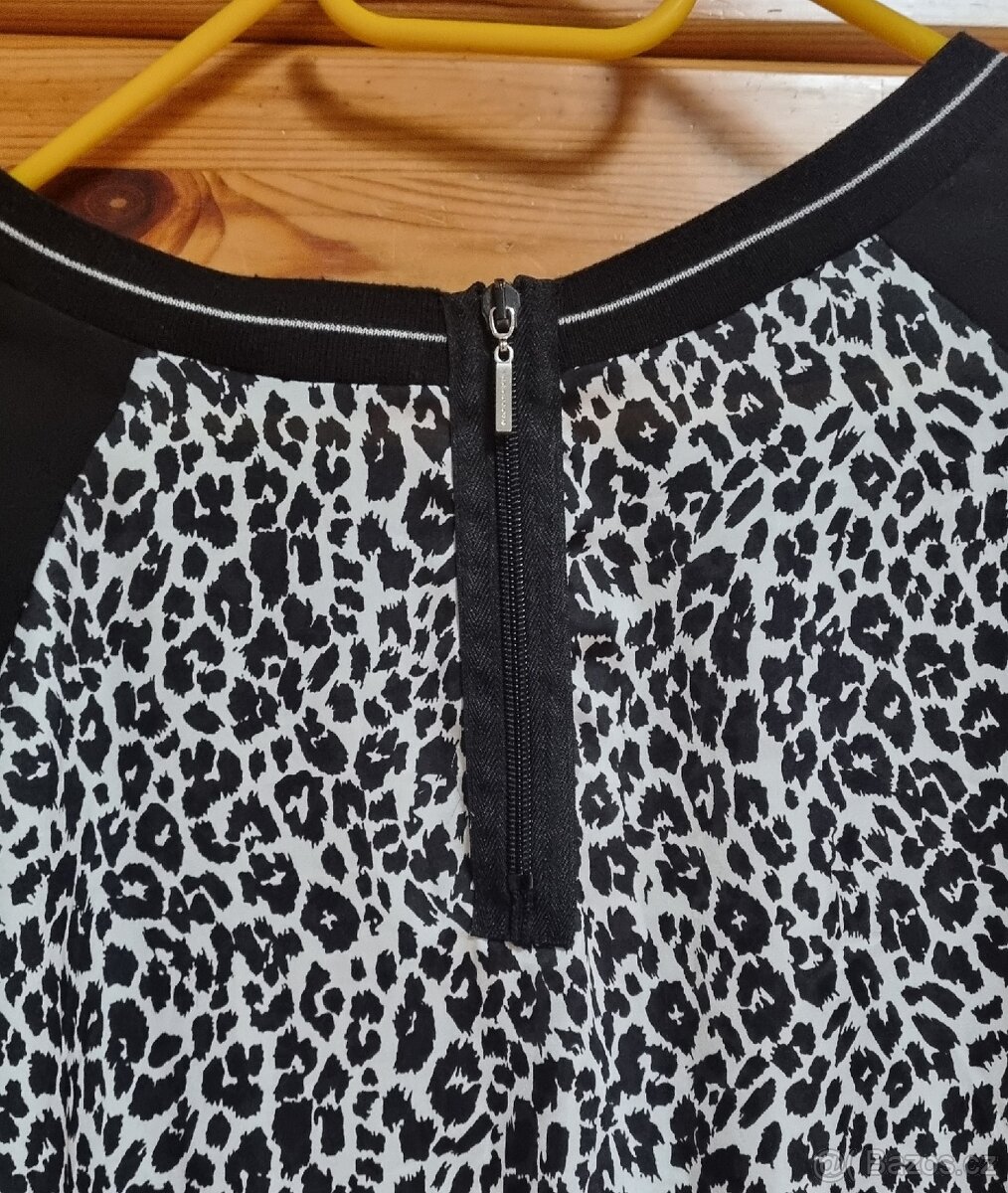 Dámská halenka se zvířecím vzorem - 5