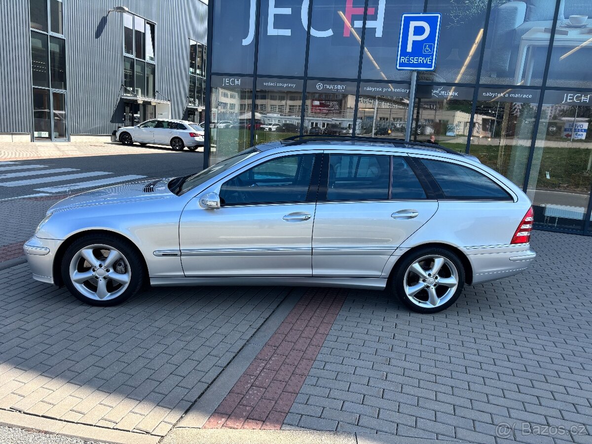 Mercedes-Benz Třídy C 280T 170kW Automat Avangarde - 5